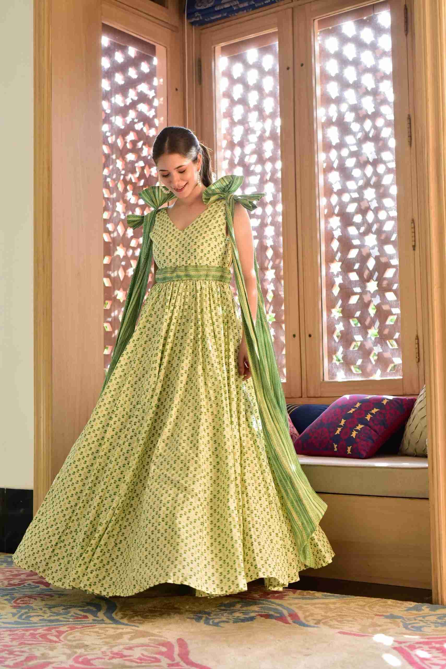 Yasmin green bow maxi