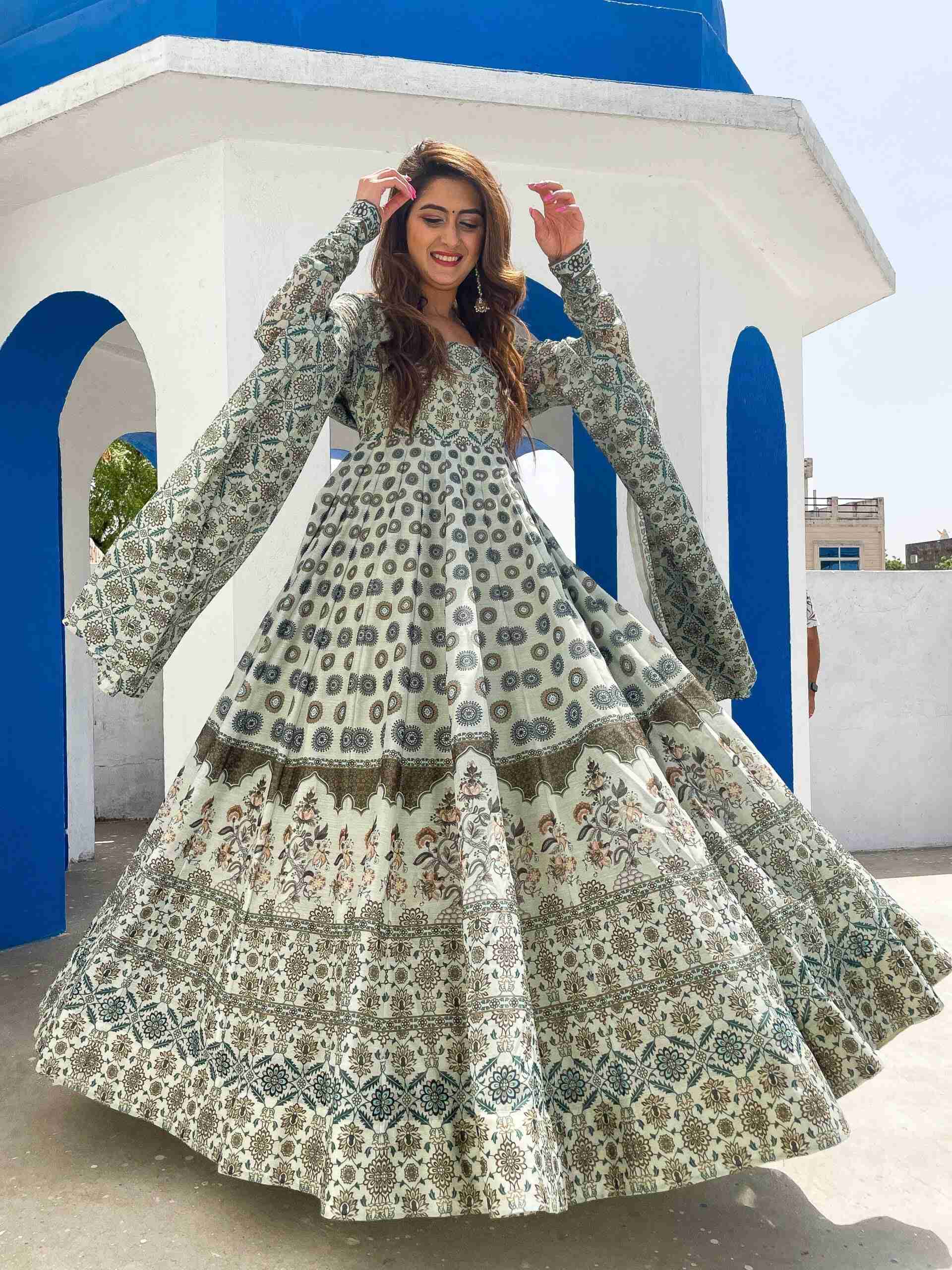 Ojasvi chanderi maxi set